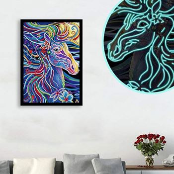 Obrázek z Diamantové malování svítící ve tmě - kůň  