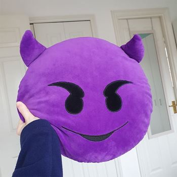 Obrázek z Emoji polštář - ďáblík 