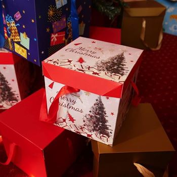 Obrázek Dárková krabička 15 cm -  vánoční stromek