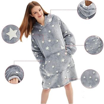 Obrázek Svítící deka s rukávy a kapucí - hvězdy