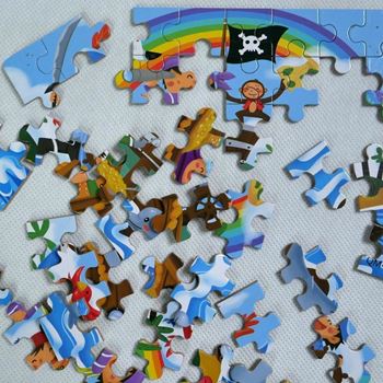 Obrázek z Dětské puzzle v plechové krabičce - piráti 