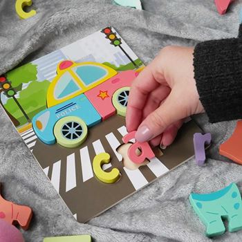 Obrázek z Anglické puzzle pro nejmenší - autíčko 