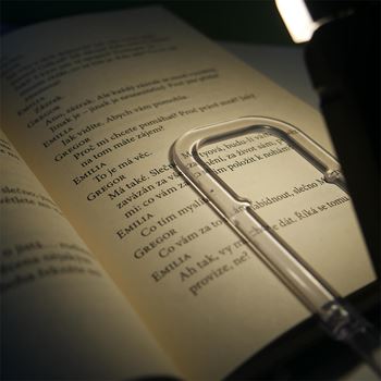 Obrázek z Skládací LED lampička na čtení s klipem 