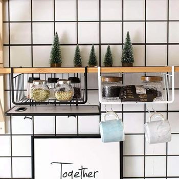 Obrázek z Závěsný kovový košík s háčky - bílý 