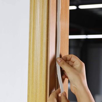 Obrázek z Samolepící těsnění do oken a dveří 2,5 m - bílé 