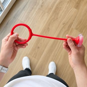 Obrázek z Skákací míček na nohu - červený 