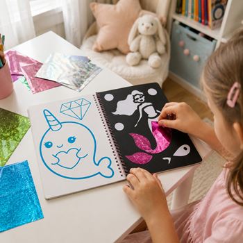 Obrázek z Kreativní sešit třpytivé omalovánky  - princezna 