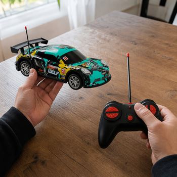 Obrázek z Svítící RC driftovací autíčko na ovládání 